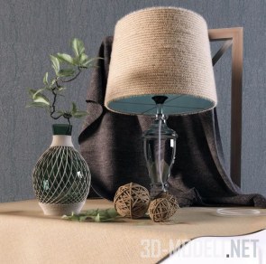 Настольная лампа с вазой и клубками