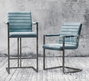 Два стула от Loftdesigne