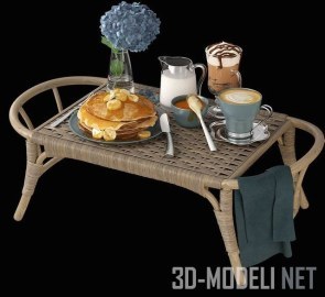 Завтрак на плетеном столе-подносе