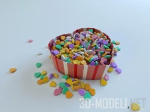 Разноцветные конфеты в форме сердечек