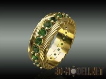 Золотое кольцо с зелёными огранёнными камнями