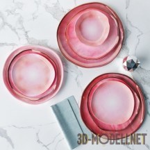 Тарелки с розовой глазурью