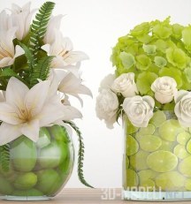 Букет цветов в вазе с лаймом