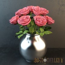 Розы в металлической вазе