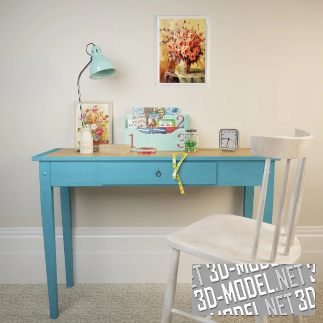 Письменный стол и стул, с декором (лампа, картина, часы)